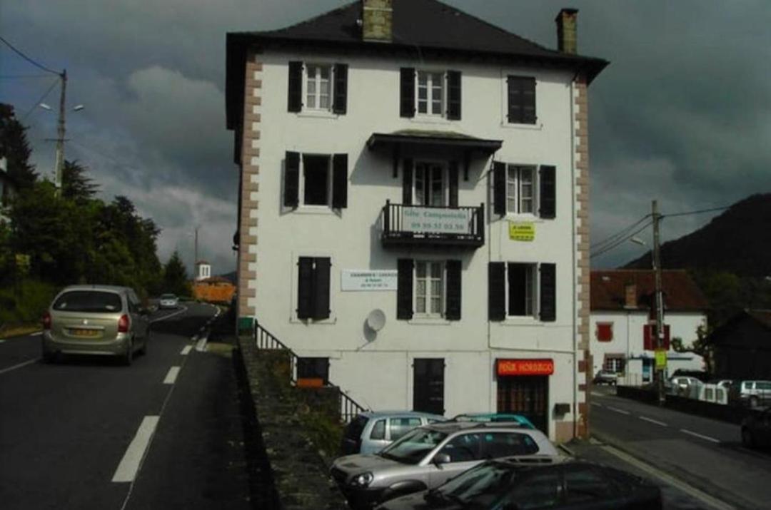 Gite Compostella Saint-Jean-Pied-de-Port Esterno foto